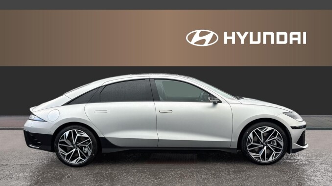 Hyundai IONIQ 6 239kW Ultimate 77kWh 4dr AWD Auto Electric Saloon - Image 5